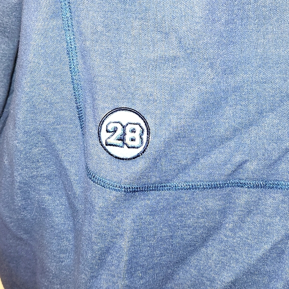 Disney~ Vintage Mickey Mouse Kangaroo Pocket Sweatshirt Size M - Picture 3 of 7